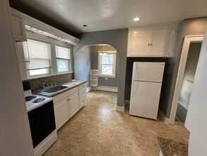 817 E Gift Ave in Peoria, IL - Building Photo - Building Photo