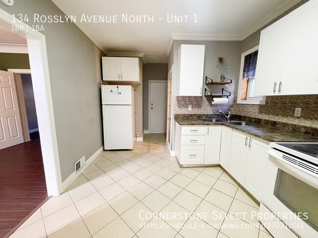 134 Rosslyn Ave N in Hamilton, ON - Building Photo - Building Photo