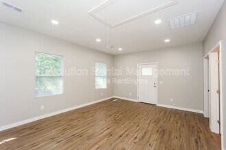 94 Arnco Second St in Newnan, GA - Building Photo - Building Photo