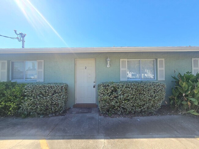 4910 Viceroy St in Cape Coral, FL - Foto de edificio - Building Photo