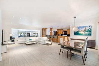 13200 Ortega Ln in North Miami, FL - Building Photo - Building Photo