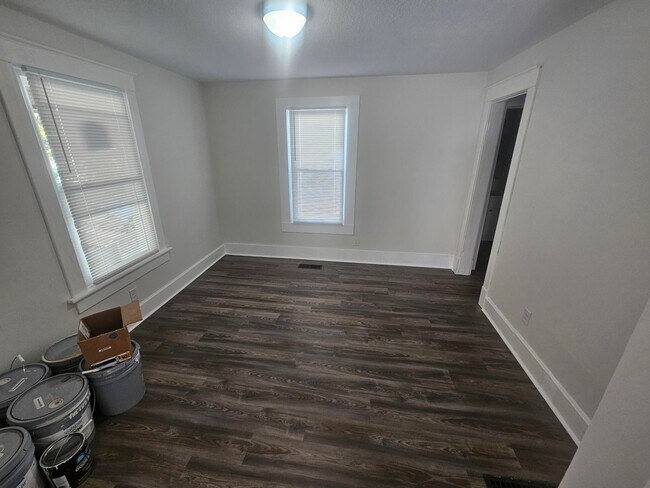 915 E Albert St in Lima, OH - Building Photo - Building Photo