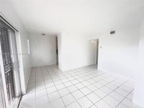 1126 SW 3rd St in Miami, FL - Building Photo - Building Photo