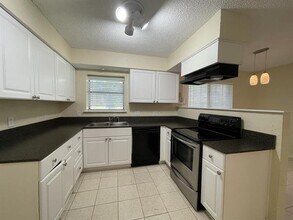 5219 Stagetrail Dr in Arlington, TX - Building Photo - Building Photo