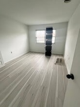 1137 Kaye Ct in Burlington, NJ - Building Photo - Building Photo