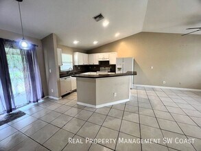 125 John Ave S in Lehigh Acres, FL - Building Photo - Building Photo