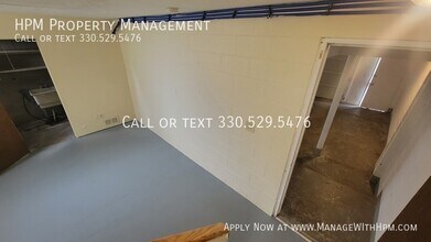 1688 Karg Dr in Akron, OH - Building Photo - Building Photo