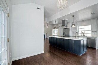 1632 Hill Top Ln in Encinitas, CA - Building Photo - Building Photo