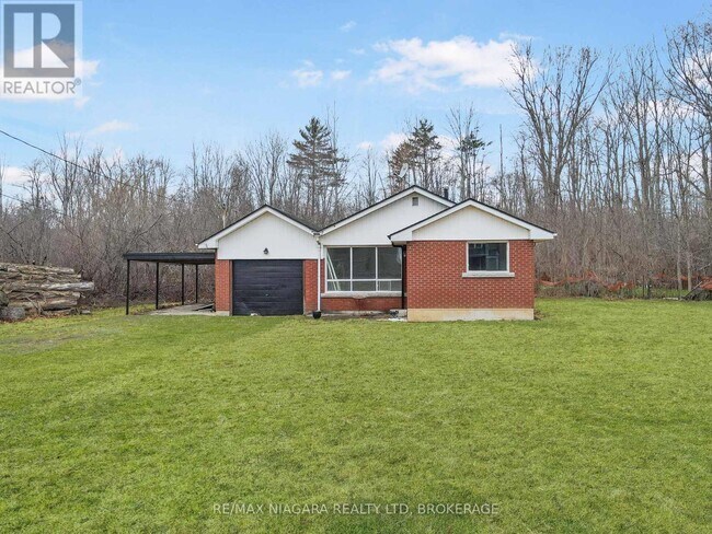 1544 Stockton Ln in Fort Erie, ON - Building Photo - Building Photo