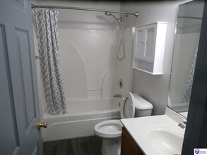 207 Cottrell Ln in Elizabethtown, KY - Building Photo - Building Photo