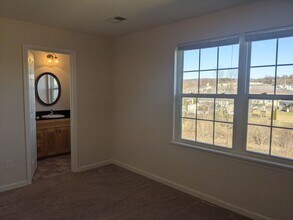 417 Viewpoint Way in Waynesboro, PA - Building Photo - Building Photo