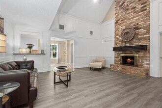 16835 W Maglitto Cir in Tomball, TX - Building Photo - Building Photo