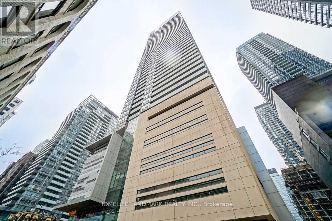 80-1780 John St in Toronto, ON - Building Photo