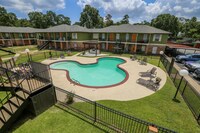 Spring Pine Apartments photo'