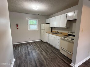 2310 Indian Dr in Jacksonville, NC - Building Photo - Building Photo