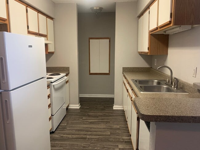 Sterling Creek Apartments