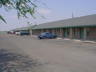 La Mansion Apartments in Edinburg, TX - Foto de edificio - Building Photo