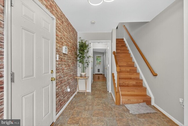 11082 Clovertree Ct in Manassas, VA - Building Photo - Building Photo