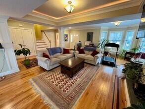 122 Forest St in Watertown, MA - Building Photo - Building Photo