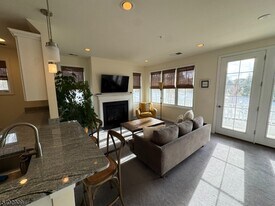 169 Tarrington Rd in Hamburg, NJ - Building Photo