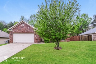 1011 Katy Ln in Alexander, AR - Building Photo