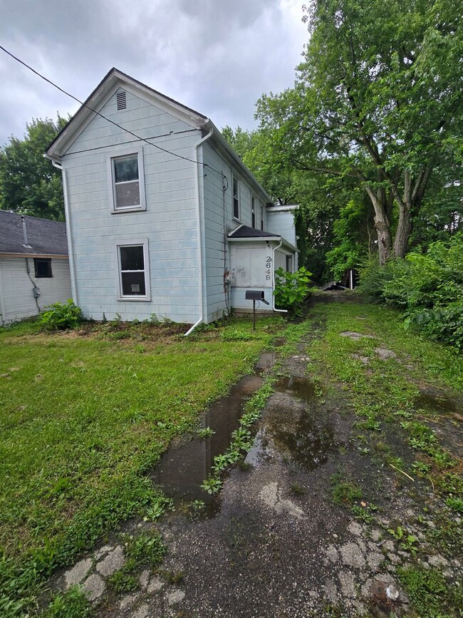property at 2649 Grant Ave