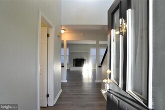 103 Bonnie Lark Ct in Chalfont, PA - Building Photo - Building Photo