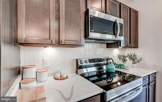 601 S Broadway in Baltimore, MD - Building Photo