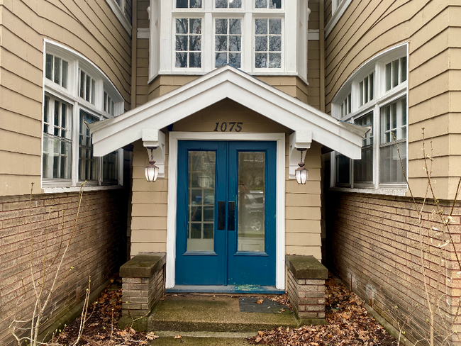 1075 Park Ave in Rochester, NY - Building Photo - Building Photo