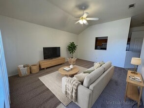 4102 Jeff Scott Dr, Unit Unit A in Killeen, TX - Foto de edificio - Building Photo