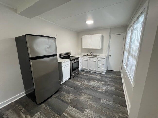 405 Warley St in Florence, SC - Building Photo - Building Photo