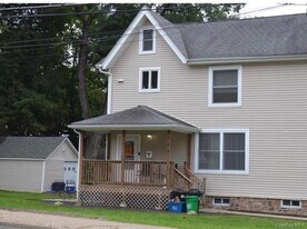 157 Lafayette Ave in Suffern, NY - Building Photo