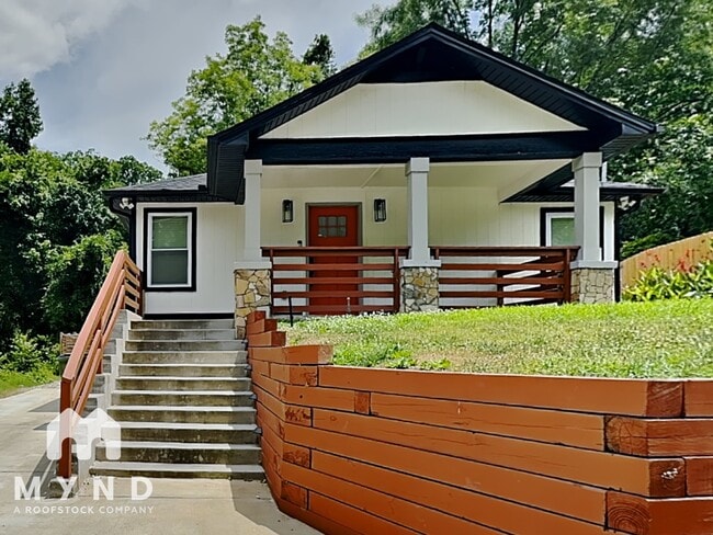 963 Sims Ave NW in Atlanta, GA - Building Photo - Building Photo