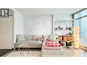 1288 Alberni St in Vancouver, BC - Building Photo - Building Photo