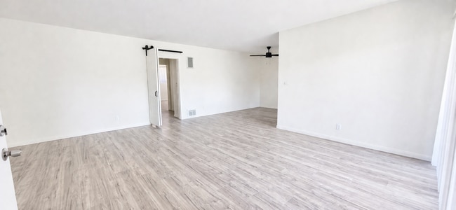 6433 Shirley Ave, Unit #7 in Los Angeles, CA - Building Photo - Building Photo