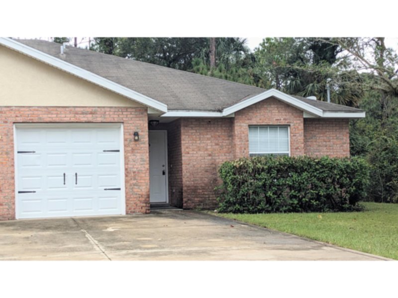 160 Plainview Dr in Palm Coast, FL - Building Photo