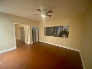 2550 SW 18th Terrace in Fort Lauderdale, FL - Building Photo - Building Photo