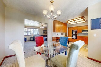 12217 Sandra Cir in Omaha, NE - Building Photo - Building Photo