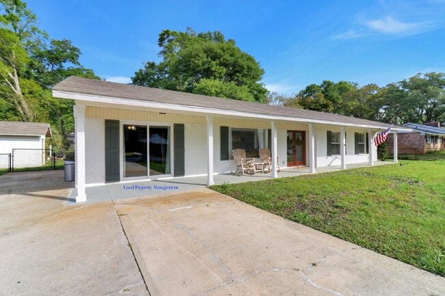 6011 Morning Mist Dr in Beaufort, SC - Building Photo - Building Photo