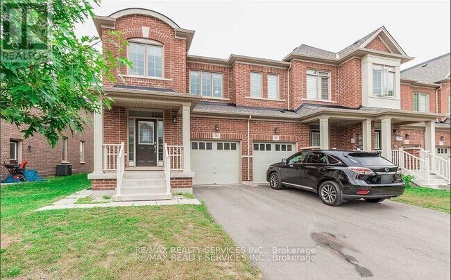 16 Lady Evelyn Cres in Brampton, ON - Building Photo - Building Photo