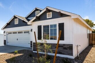 3865 W Gaby Rd in Phoenix, AZ - Building Photo - Building Photo