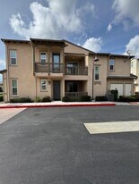 523 Pioneer St in Camarillo, CA - Building Photo