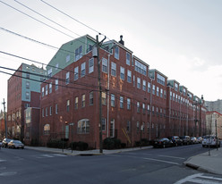 1026 Clinton St Apartments