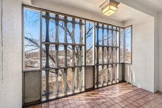 1311 Delaware Ave SW, Unit S545 in Washington, DC - Foto de edificio - Building Photo