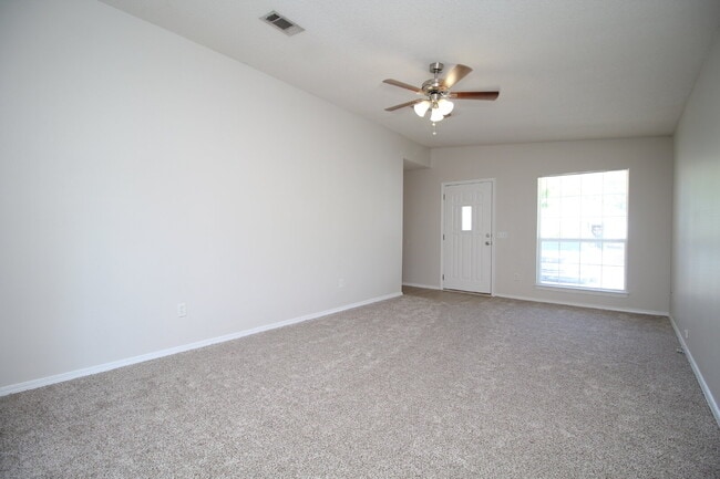 509 Wood Crest Way in Pensacola, FL - Building Photo - Building Photo