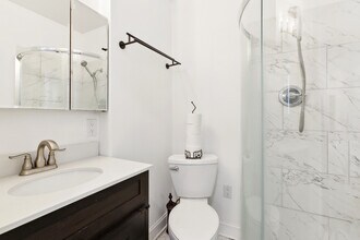 FULLY FURNISHED & UTILITIES INCLUDED! in New Orleans, LA - Foto de edificio - Building Photo