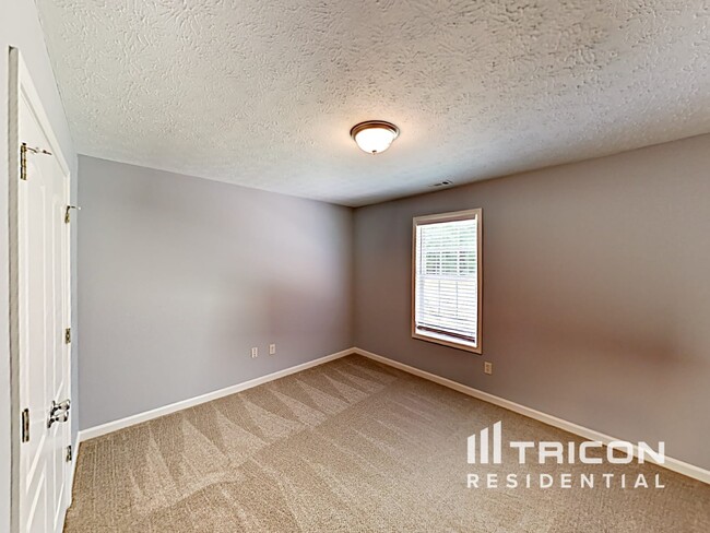 309 Bellevue Ridge in Locust Grove, GA - Building Photo - Building Photo