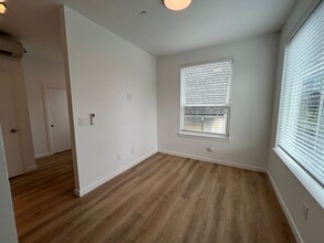 3773 N Vancouver Ave-Unit -202 in Portland, OR - Building Photo - Building Photo