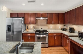 2201 I St NW in Washington, DC - Building Photo - Building Photo