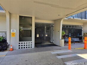1650 Kanunu St in Honolulu, HI - Building Photo - Building Photo